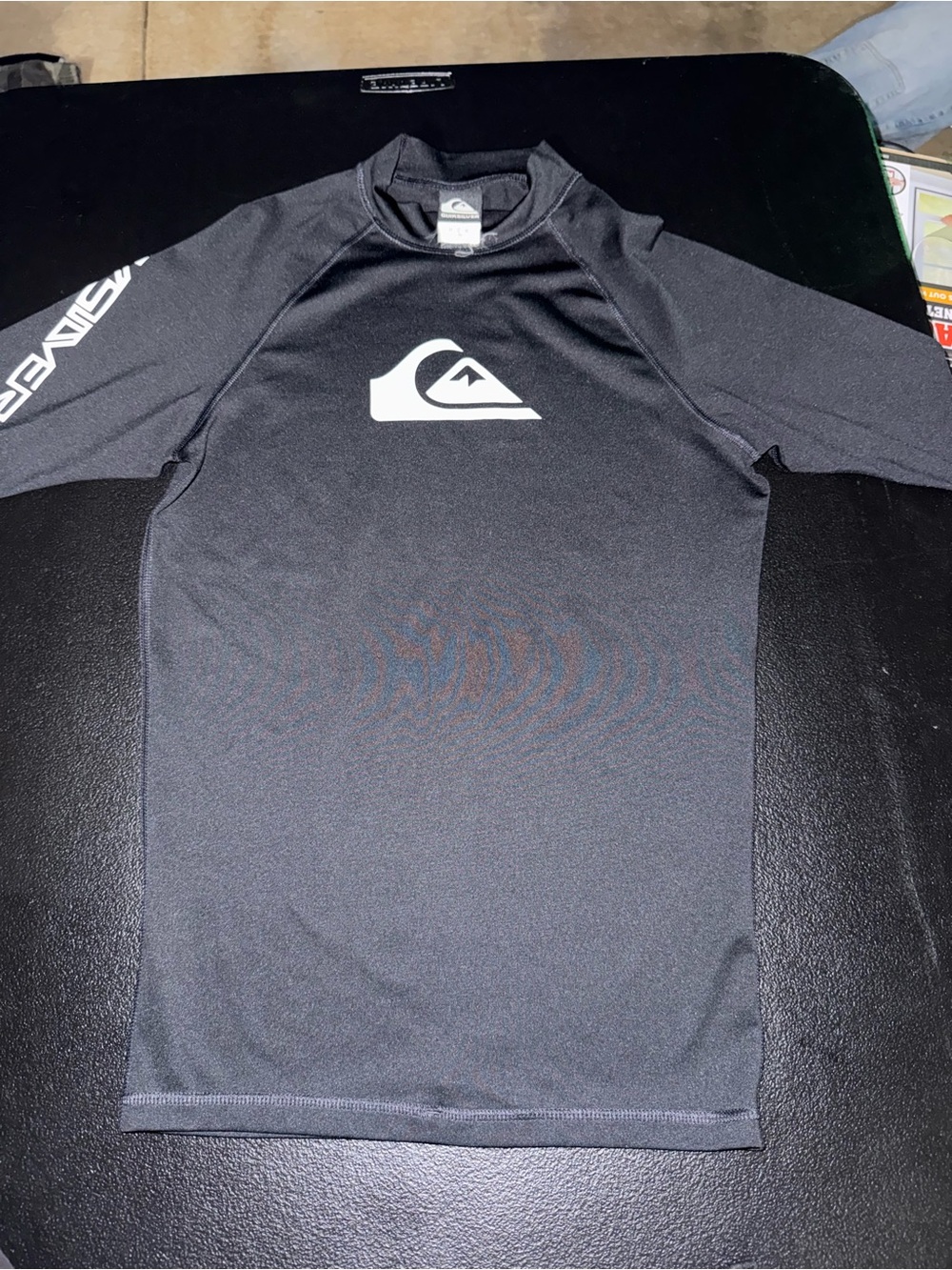 Quiksilver Men’s Black Short Sleeve Rash Guard Swim Top